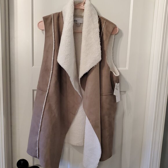 BNWT NORDSTROM RACK Shearling Long Vest Faux Fur Tan/Ivory- XXL - Picture 1 of 8